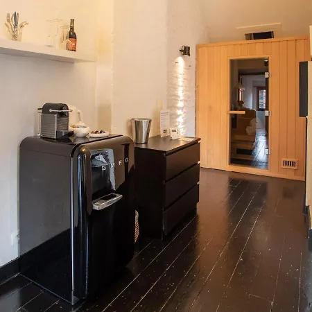 Bed & Breakfast Feek Antwerp