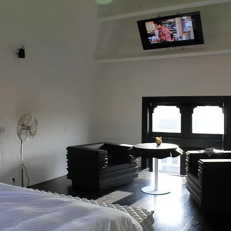 Feek 5* Antwerp